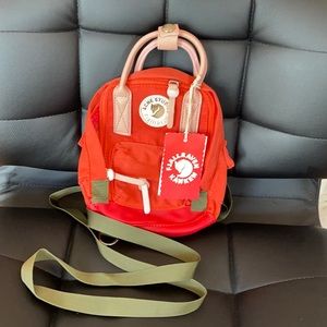 Fjallraven Kanken Backpack Mini - crossbody